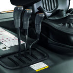 Side operation lever of the RC 42 1